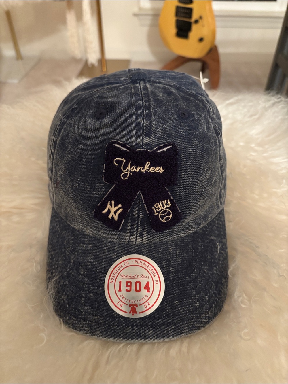 Mitchell & Ness Yankees Distressed Navy Ribbon Cap